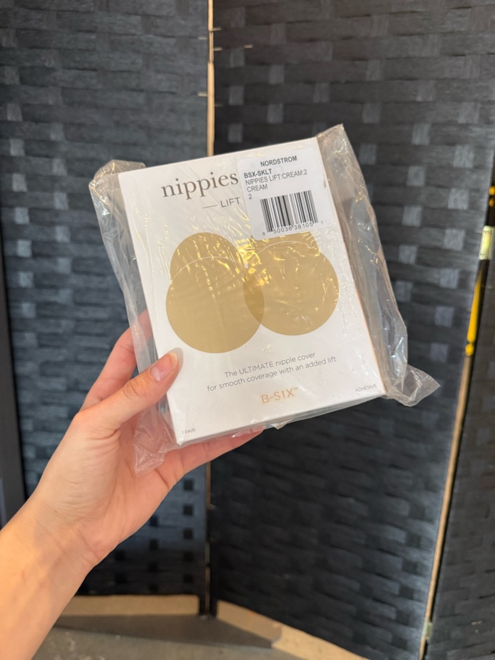 Lift Adhesive Nipple Covers - Cream